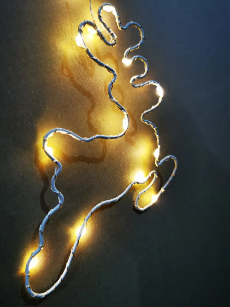 Ghirlanda Luminoasa Decorativa 1.8M cu Reni si miniLEDuri, Cablu Transparent, Lumina Calda, de Exterior