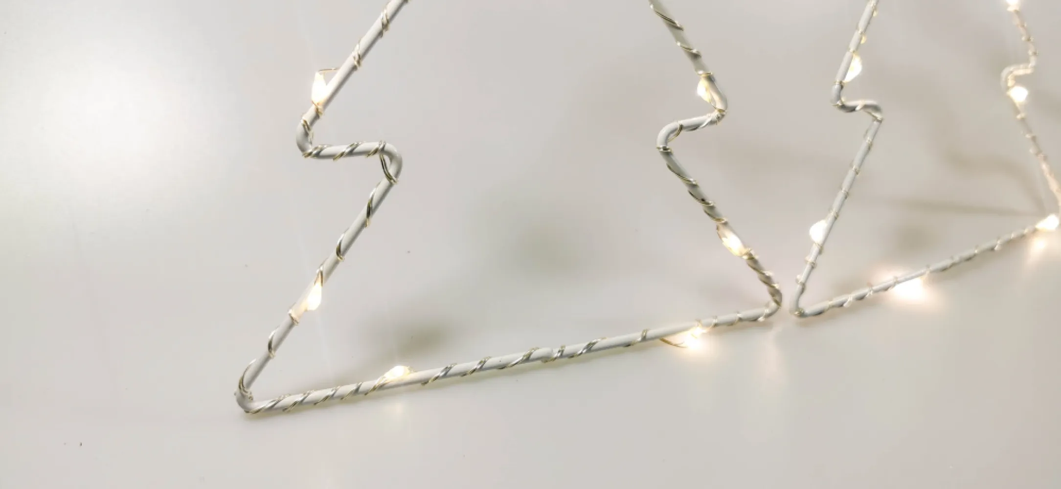 Ghirlanda Luminoasa Decorativa 2.5M cu Braduti si miniLEDuri, 8 Programe, Lumina Calda, Conectabila 10M, de Exterior