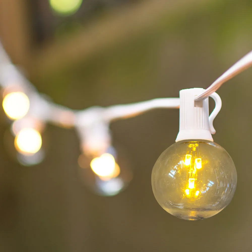 Ghirlanda Luminoasa 15M cu 50 Becuri LED din Plastic, E12, 1W, Cablu Alb, Lumina Calda, Conectabila 210M, de Exterior