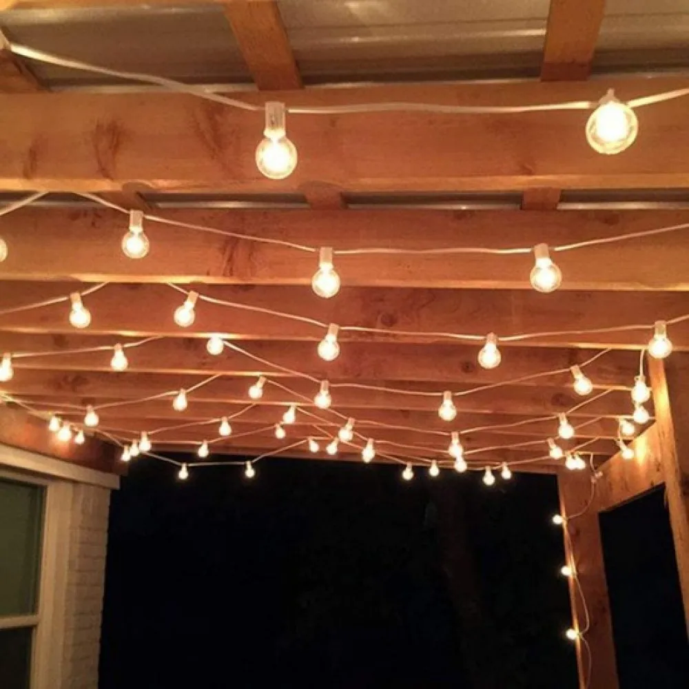 Ghirlanda Luminoasa 15M cu 50 Becuri LED din Plastic, E12, 1W, Cablu Alb, Lumina Calda, Conectabila 210M, de Exterior