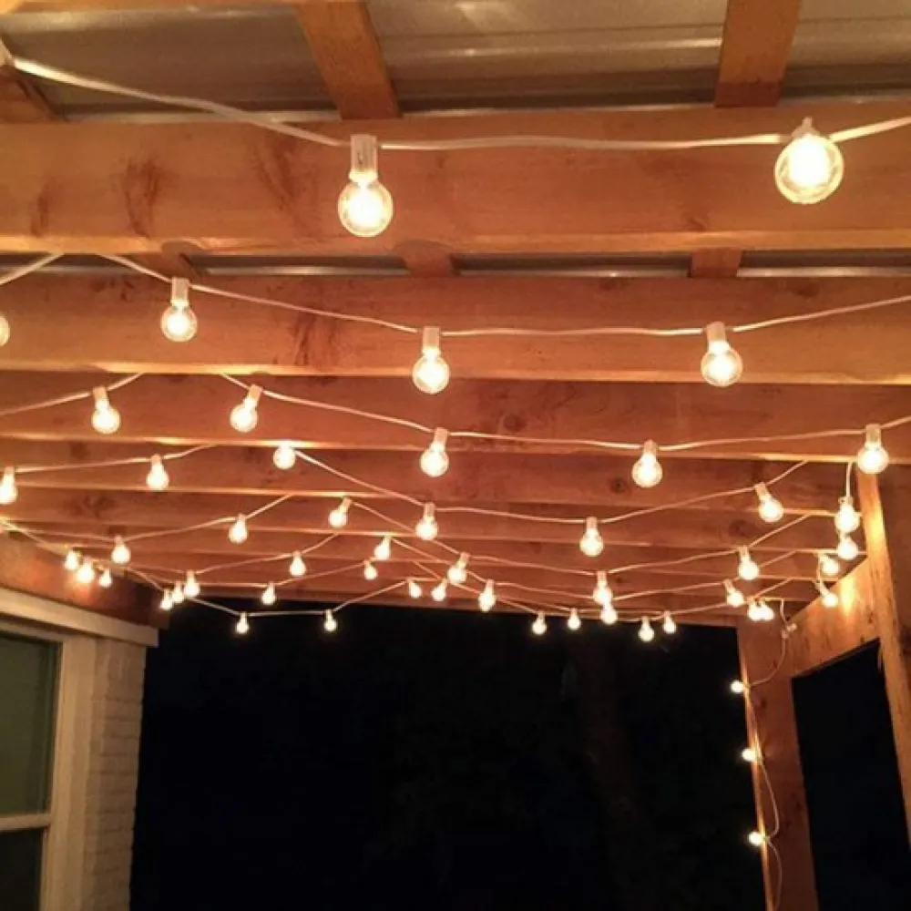 Ghirlanda Luminoasa 15M cu 50 Becuri LED din Sticla, E12, 1W, Cablu Alb, Lumina Calda, Conectabila 210M, de Exterior