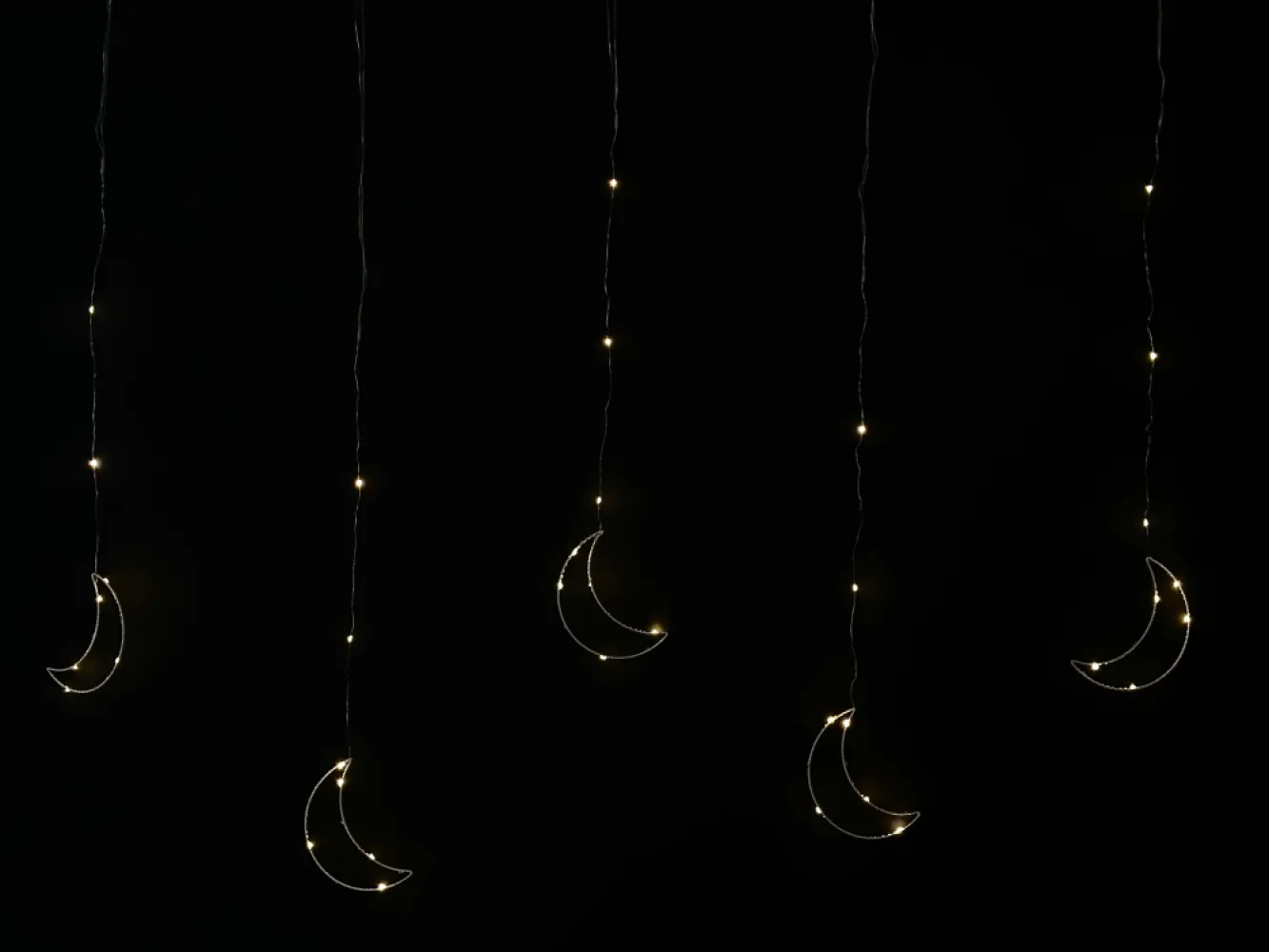 Ghirlanda Luminoasa Decorativa 2.5M cu Semilune si miniLEDuri, 8 Programe, Lumina Calda, Conectabila 10M, de Exterior