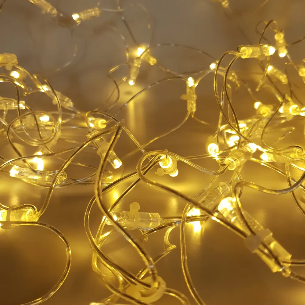 Plasa Luminoasa de Inchiriat 3M x 1.5M, 192 LEDuri, Cablu Transparent, Lumina Calda, Conectabila 16M, de Exterior IP65