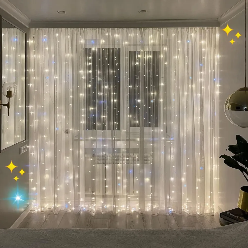 Perdea Luminoasa 3M x 3M, 300 LEDuri, Cablu Transparent, Lumina Calda cu Flash Rece, Conectabila 27 M, de Exterior IP44