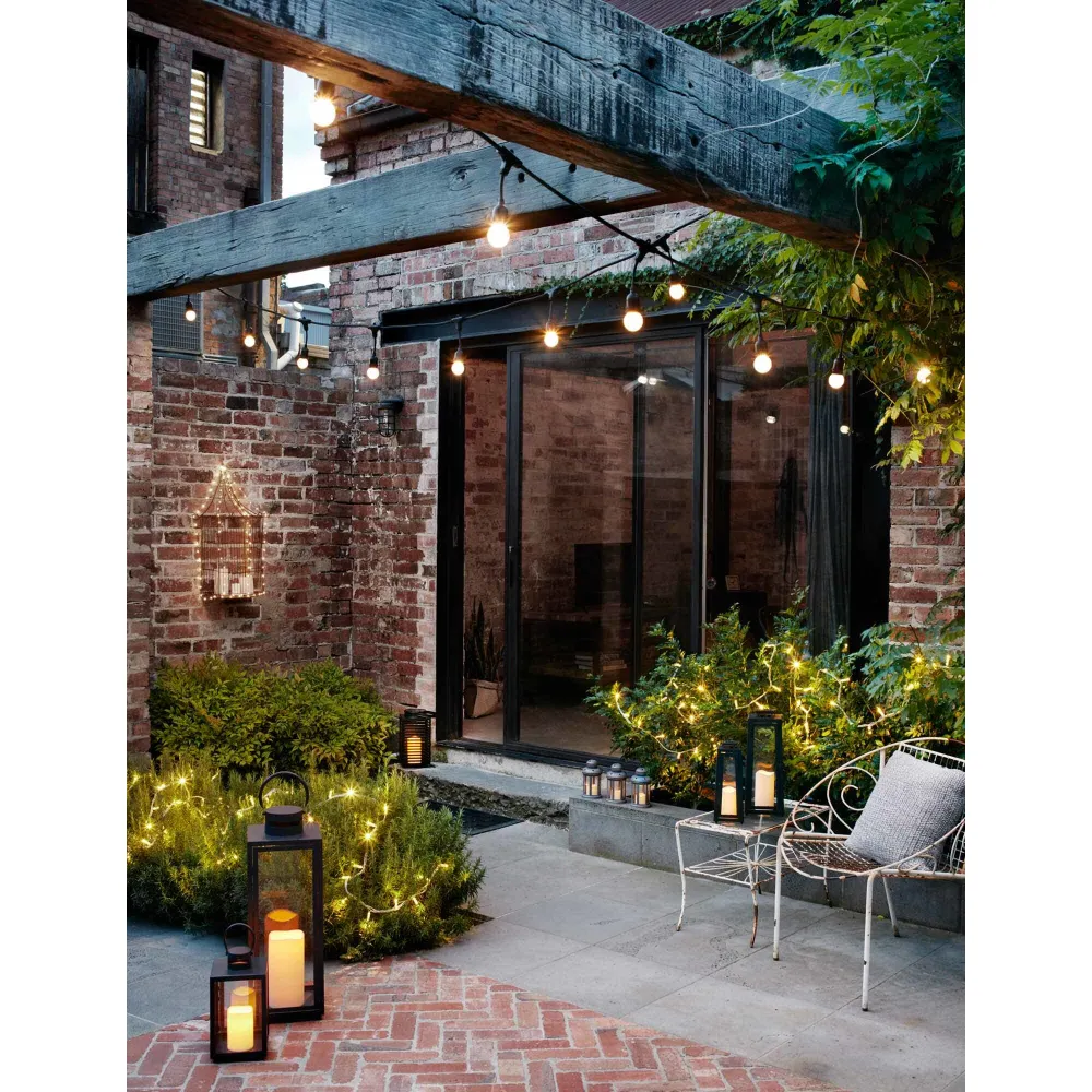 Ghirlanda Luminoasa 10M cu 10 Becuri LED Albe Mate, E27, 1W, Dimabile, Cablu Negru cu Pendul, Lumina Naturala, Conectabila 1000M, de Exterior